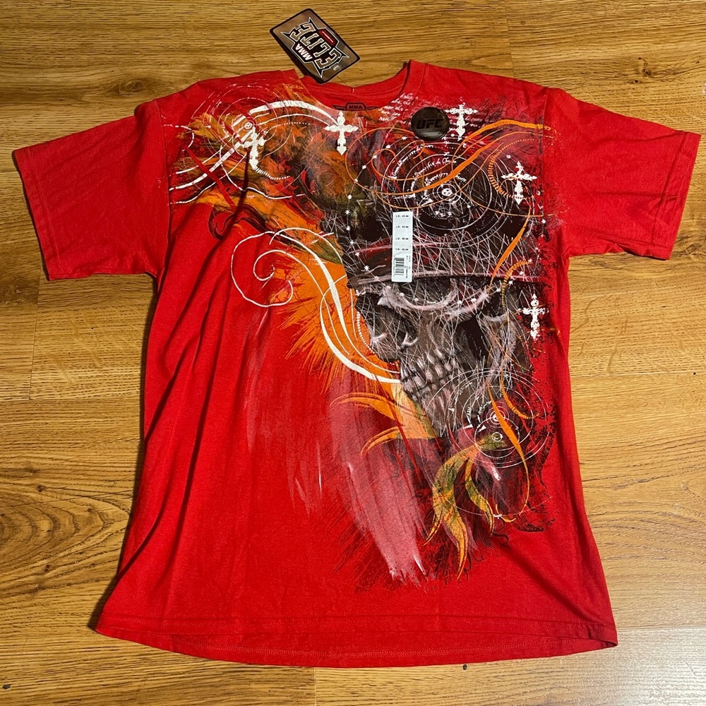 Vintage Y2K MMA Elite T-Shirt Red Cross Skulls Size Large 2000s UFC VTG